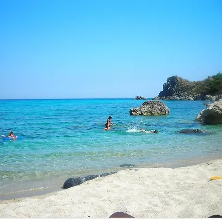 L'oasi Di *